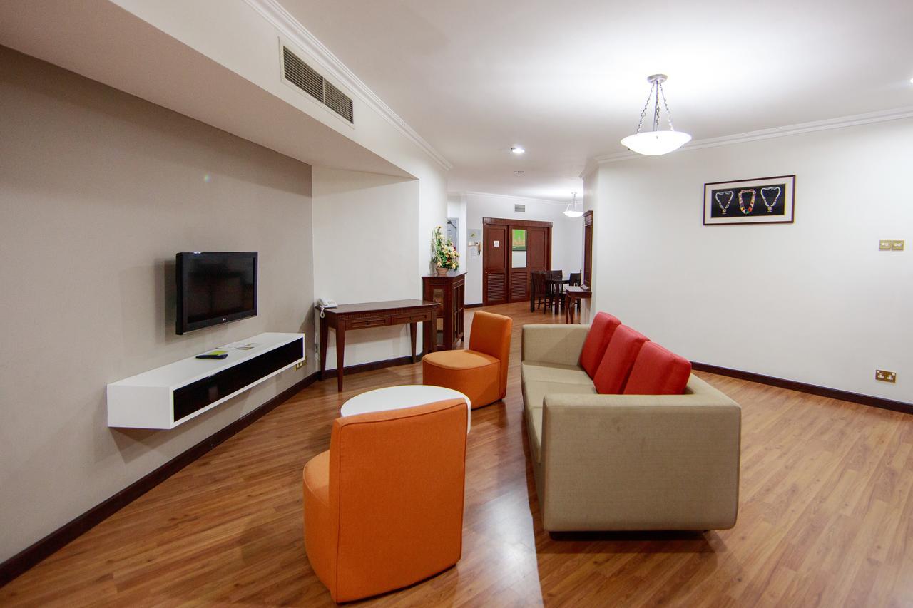 Beta Service Apartment Лабуан Екстер'єр фото